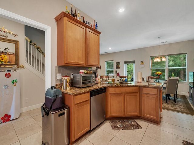 710 NE Turtleback Trail, Port St. Lucie, Port St Lucie, FL 34983