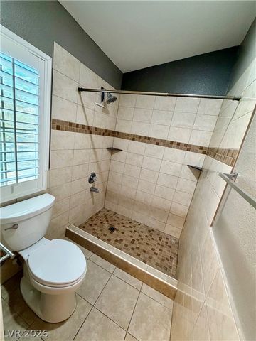 8304 Strawberry Spring Street, Las Vegas, NV 89143