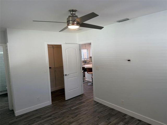 1077 NE 34th Street 3, Oakland Park, FL 33334