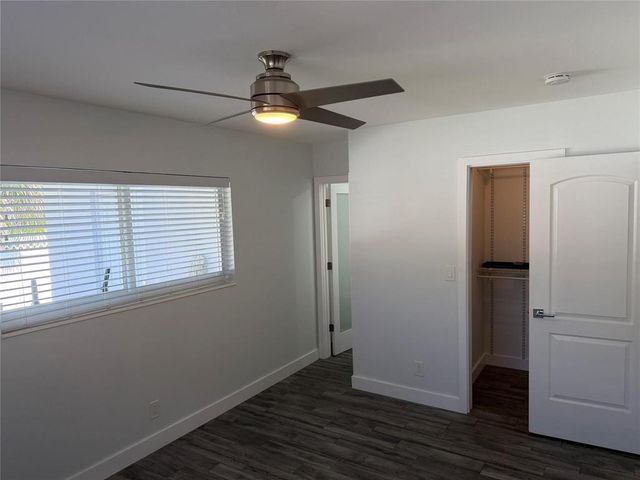 1077 NE 34th Street 3, Oakland Park, FL 33334