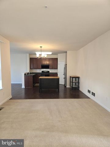 303 ELLIS CT, Newark, DE 19711