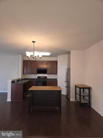 303 ELLIS CT, Newark, DE 19711