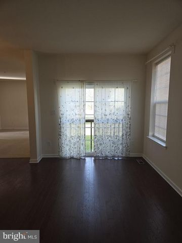 303 ELLIS CT, Newark, DE 19711