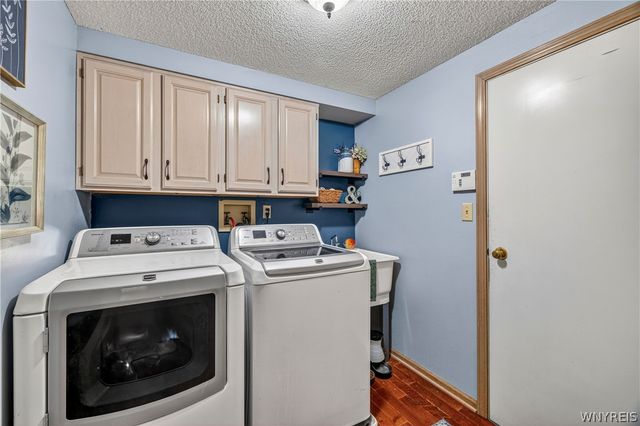 5665 Green Meadow Court, Hamburg, NY 14075