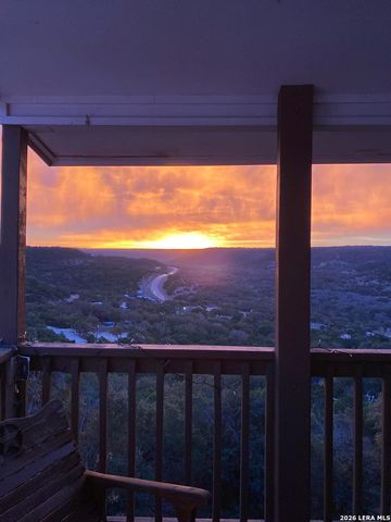 820 Hill Top, Canyon Lake, TX 78133