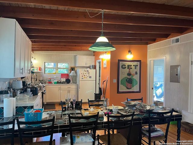 820 Hill Top, Canyon Lake, TX 78133