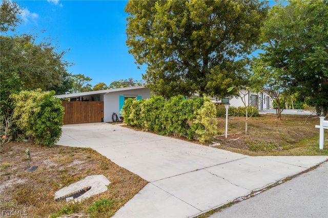 174 2nd ST, Bonita Springs, FL 34134