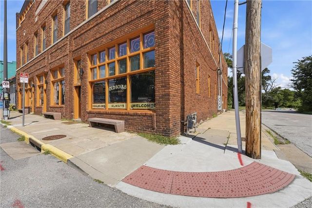918 E 5th Street 8, Kansas City, MO 64106
