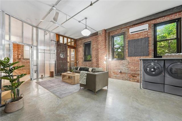 918 E 5th Street 8, Kansas City, MO 64106