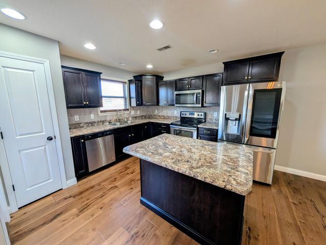 5041 LOYALIST LN, Ashland, MO 65010