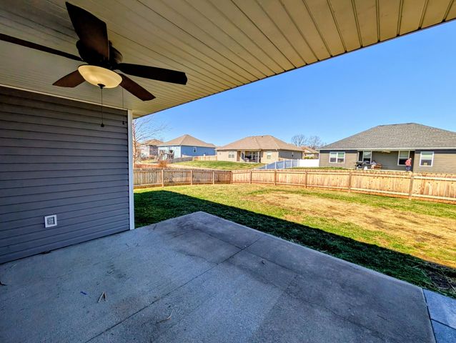 5041 LOYALIST LN, Ashland, MO 65010