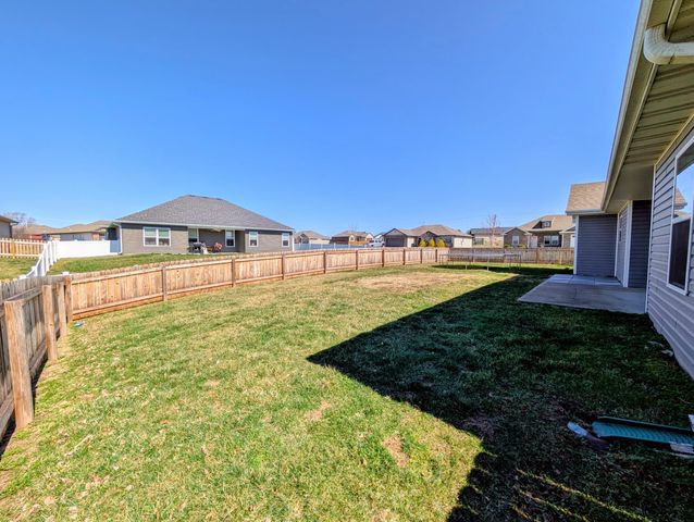 5041 LOYALIST LN, Ashland, MO 65010