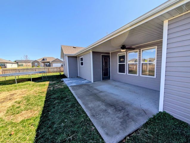 5041 LOYALIST LN, Ashland, MO 65010