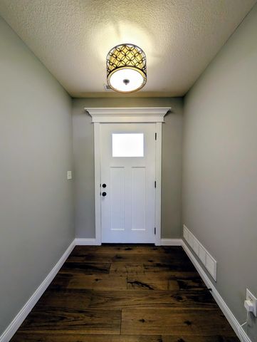 5041 LOYALIST LN, Ashland, MO 65010