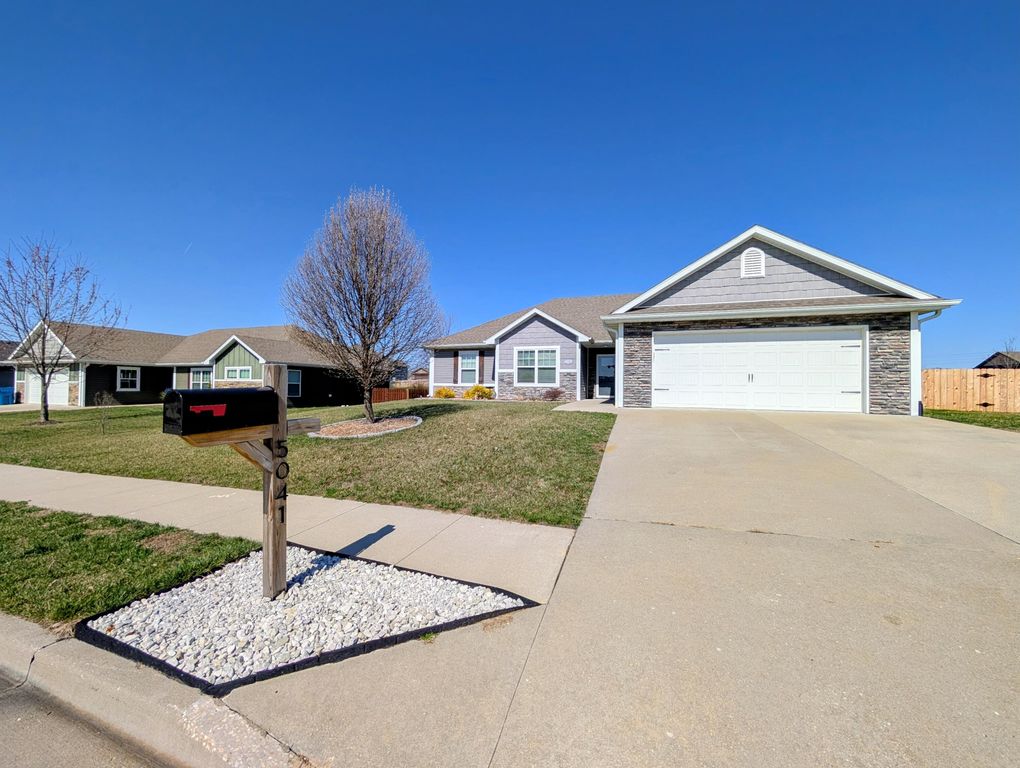5041 LOYALIST LN, Ashland, MO 65010