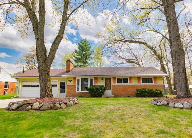 2631 Chopin Avenue, Portage City, MI 49024