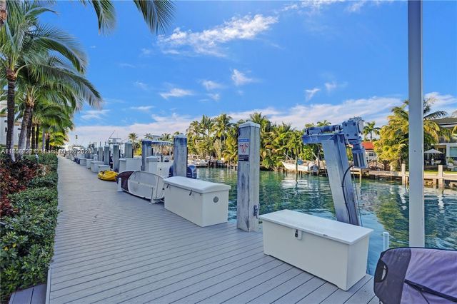 1415 Sunset Harbour Dr 202, Miami Beach, FL 33139
