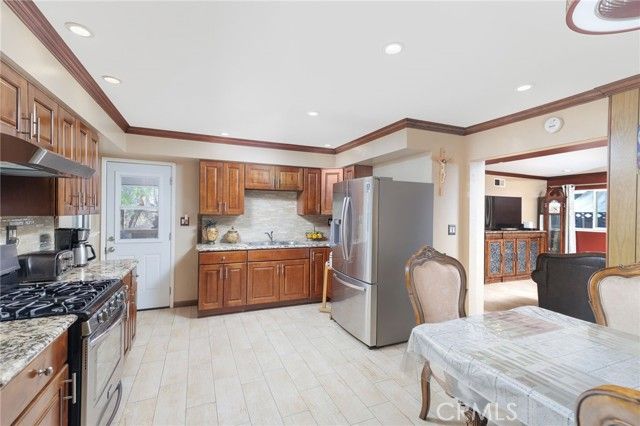 2321 E Puritan, Anaheim, CA 92806