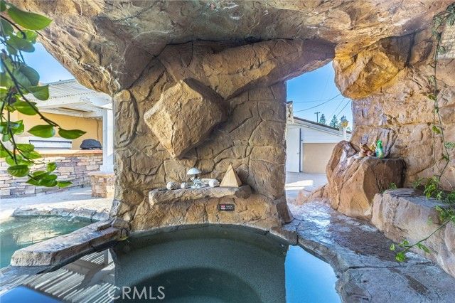 2321 E Puritan, Anaheim, CA 92806