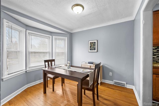 18239 Saint Marys Street, Detroit, MI 48235