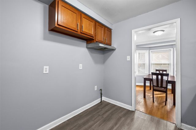 18239 Saint Marys Street, Detroit, MI 48235