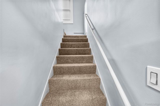 18239 Saint Marys Street, Detroit, MI 48235