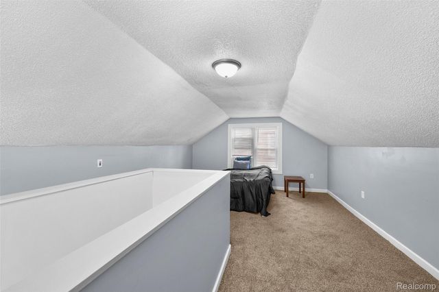 18239 Saint Marys Street, Detroit, MI 48235