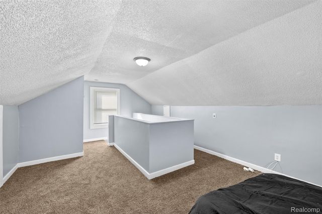 18239 Saint Marys Street, Detroit, MI 48235