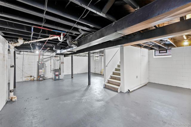 18239 Saint Marys Street, Detroit, MI 48235