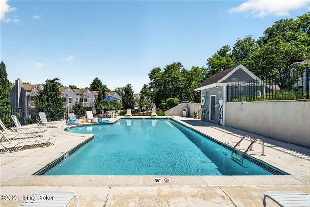 4003 Harrods Landing Dr, Prospect, KY 40059