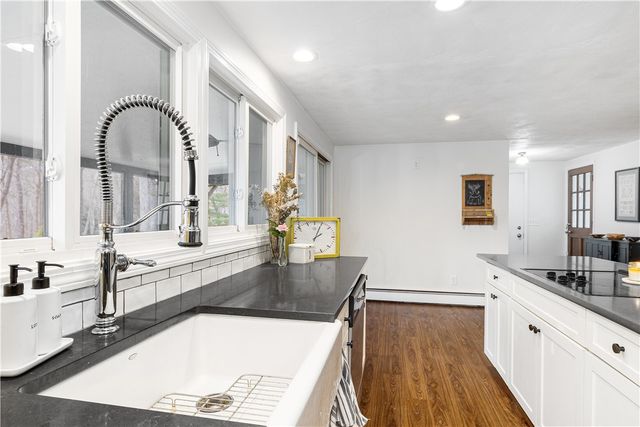 4 Intrepid Lane, Jamestown, RI 02835