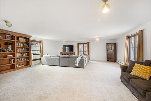4 Intrepid Lane, Jamestown, RI 02835
