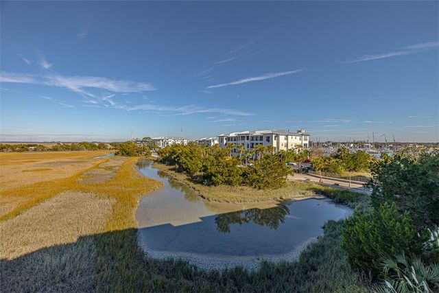 1 Marina Drive 301, St Simons Island, GA 31522