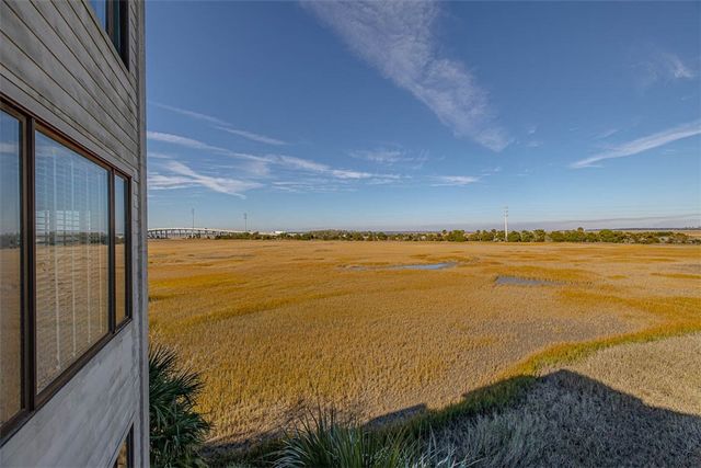 1 Marina Drive 301, St Simons Island, GA 31522