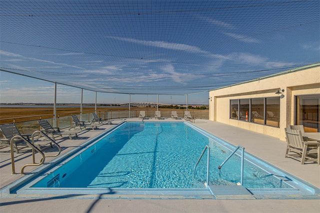 1 Marina Drive 301, St Simons Island, GA 31522