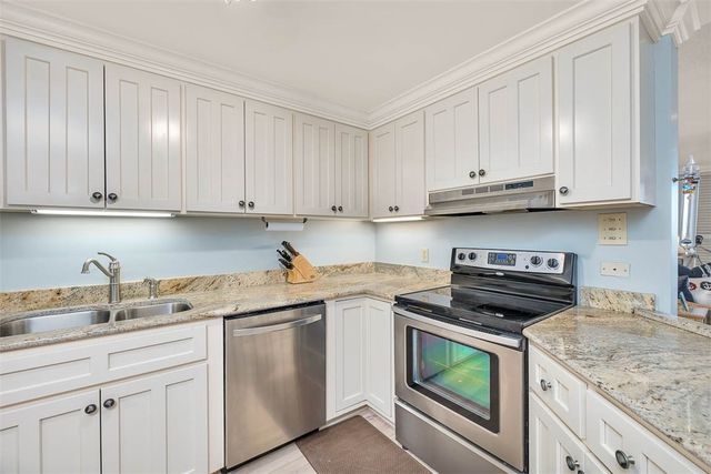 1 Marina Drive 301, St Simons Island, GA 31522