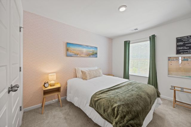 4005 E Associate Drive, North Charleston, SC 29418