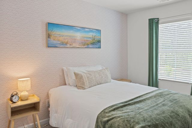 4005 E Associate Drive, North Charleston, SC 29418