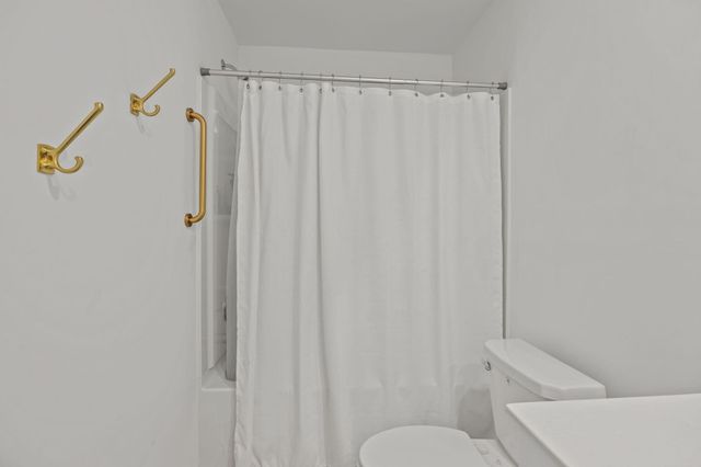 4005 E Associate Drive, North Charleston, SC 29418