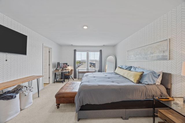 4005 E Associate Drive, North Charleston, SC 29418