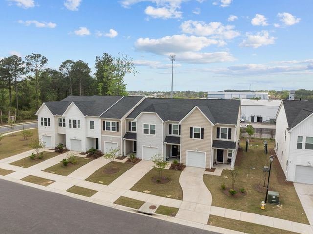 4005 E Associate Drive, North Charleston, SC 29418