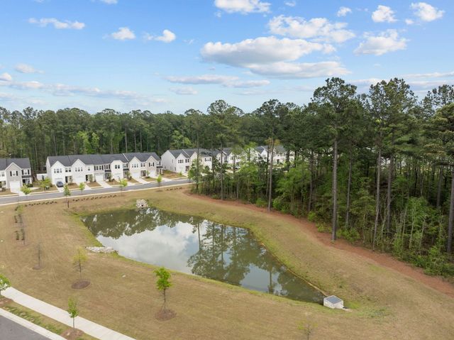 4005 E Associate Drive, North Charleston, SC 29418