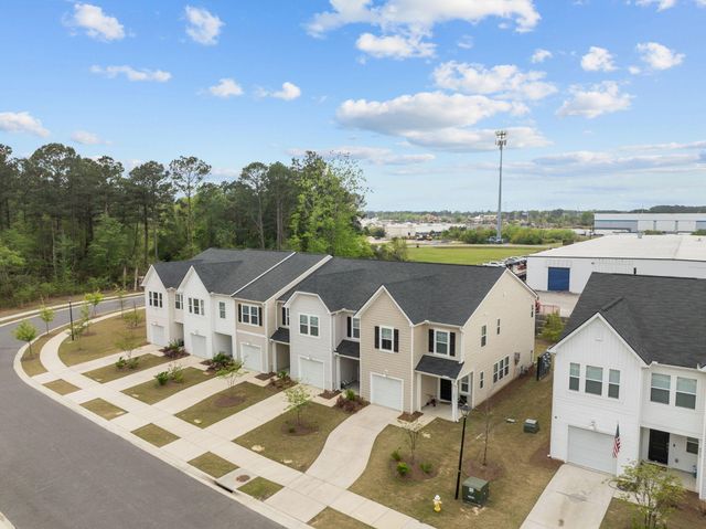 4005 E Associate Drive, North Charleston, SC 29418