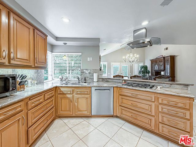 2663 Country Lane, Westlake Village, CA 91361