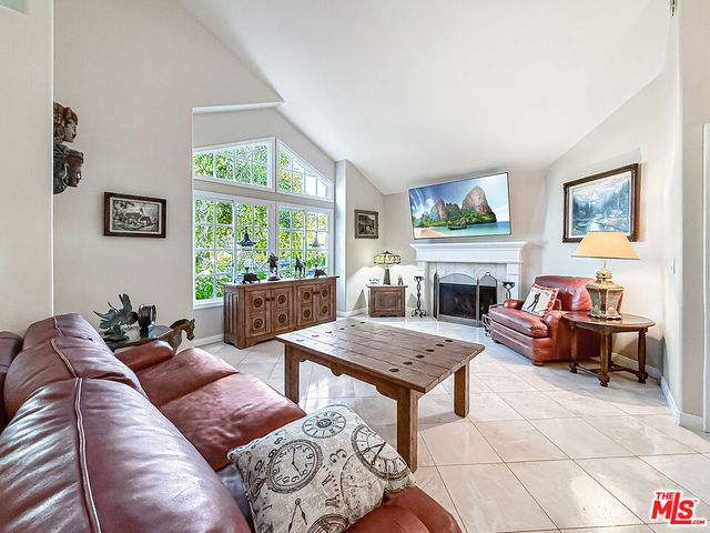 2663 Country Lane, Westlake Village, CA 91361