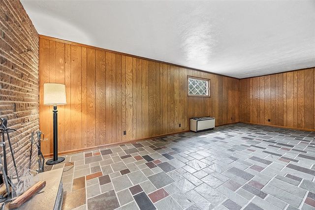 1209 Phillippi Ave, Bethel Park, PA 15102