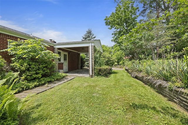 1209 Phillippi Ave, Bethel Park, PA 15102