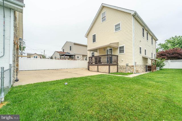 4 HELENA AVE, Baltimore, MD 21221