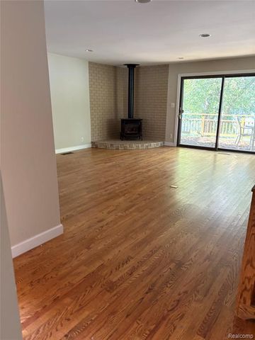 10091 Graham Drive, Clarkston, MI 48348