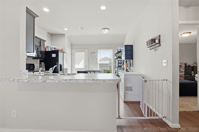 14205 N 73rd East Avenue, Collinsville, OK 74021